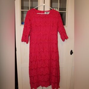 Dainty Jewels Women's Lace Shift Dress in Bright Pink